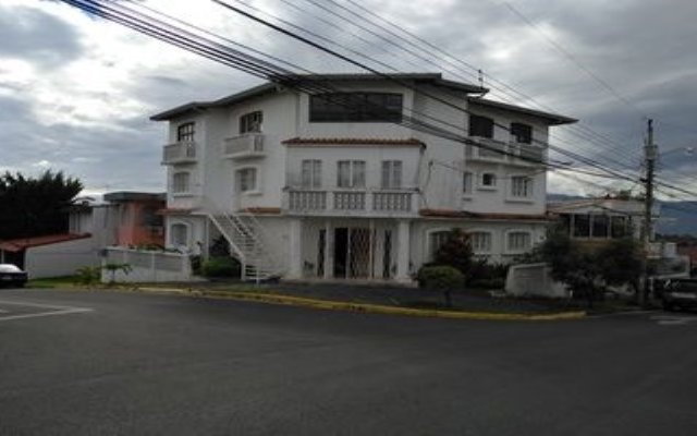 Hotel Mi Tierra Casa Blanca