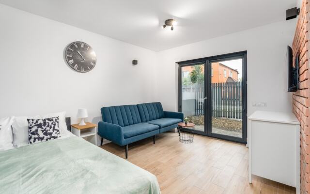 Studios Krośnieńska by Renters