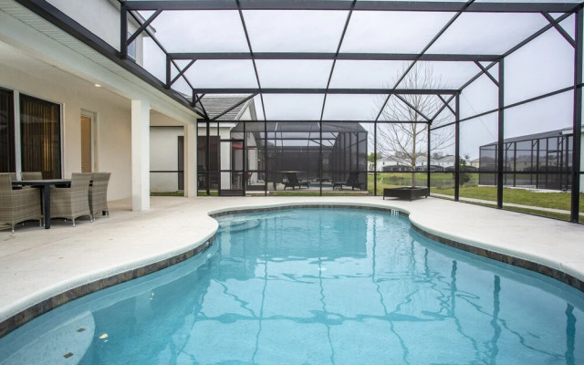 6BR Villa - 327 Marcello Blvd