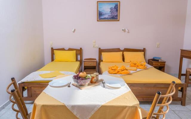 Arsinoi Studios and Apartments