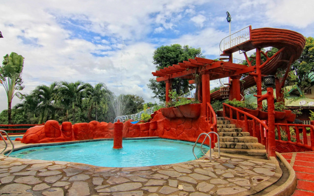 Loreland Farm Resort