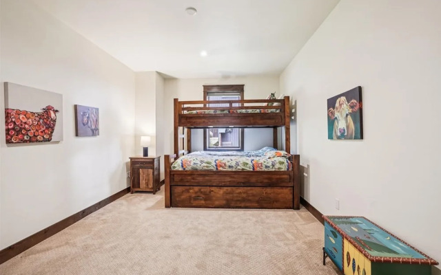 Breck Mountain Getaway 4 Bedroom Home