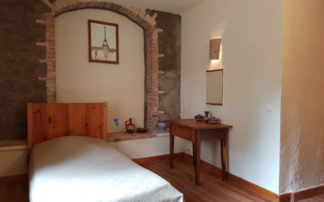 Magnificent Villa in Les Mages With Jacuzzi