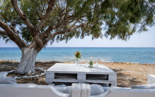 Mammis Beach Hotel