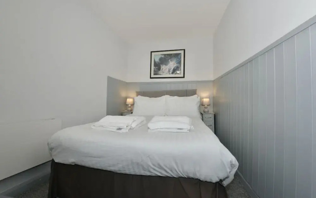 Quirky & Cosy Apartment in Brixham Centre, Devon