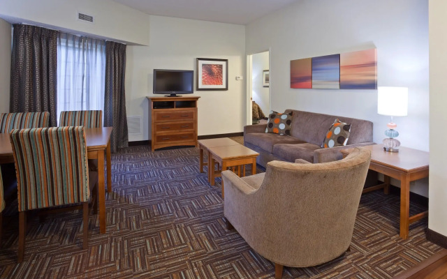 Candlewood Suites Eagan Arpt South - Mall Area by IHG