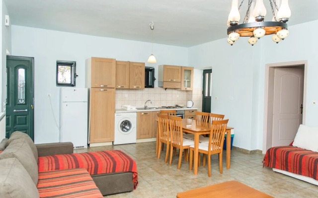 Kiveli - Comfy stone villa with seaview