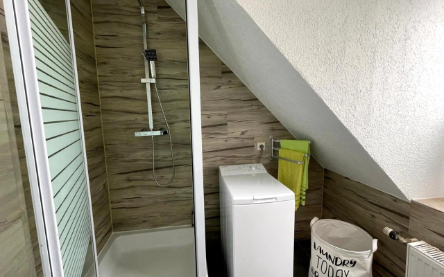 ViLLA LiNDENECK FRANKE