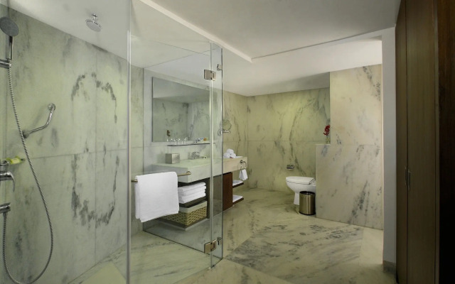 Four Points by Sheraton Hotel & Serviced Apartments, Pune