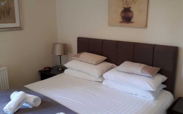 Rowanlea Guest House