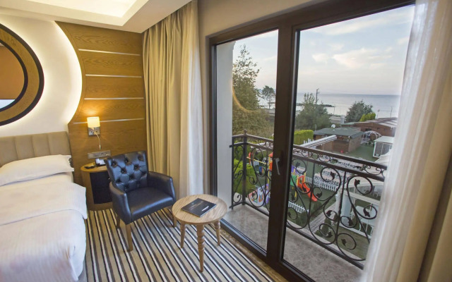 Aktug Hotel