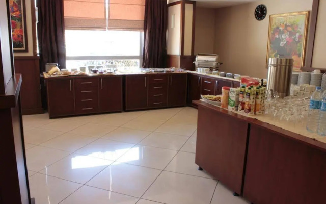 Paluri Hotel