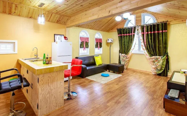 Lake and Pine Spa Pension