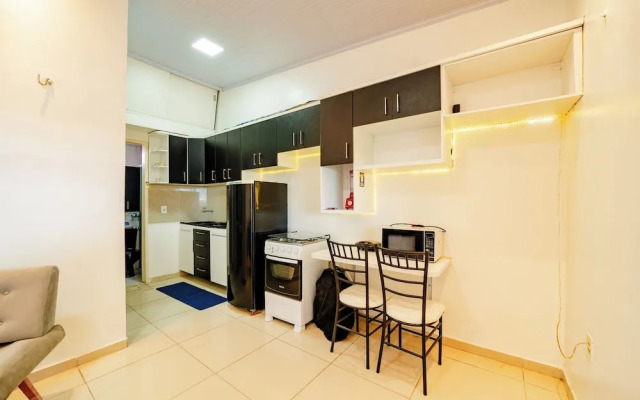 Flat Completo p 2 Pessoas Pr Ximo ao Aeroporto