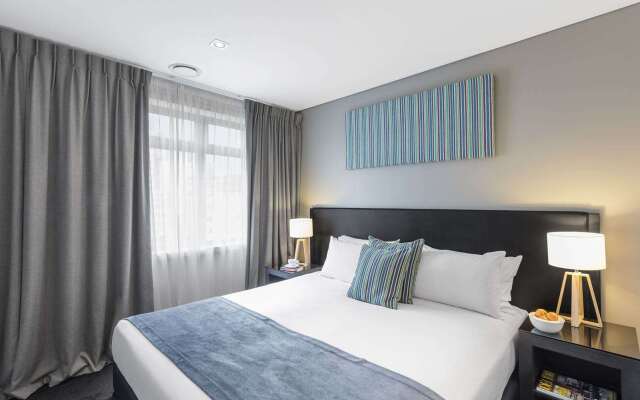 Отель Oaks Auckland