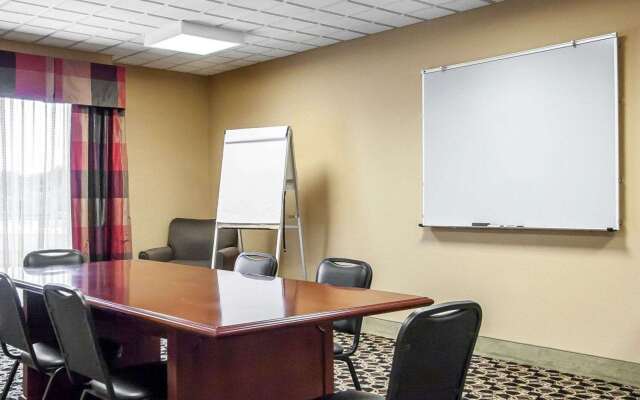 Sleep Inn and Suites Hattiesburg