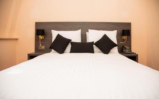 La Bourse Hotel