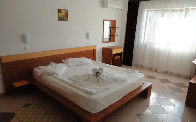 Hotel Arion