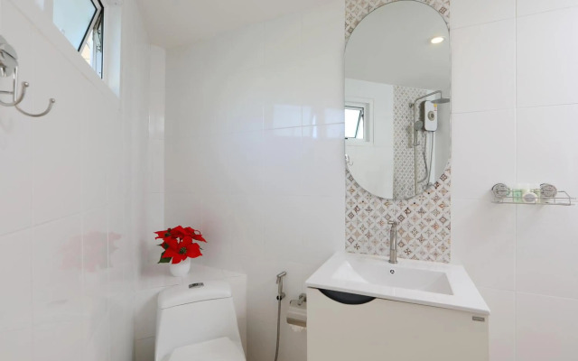Kata White Villas