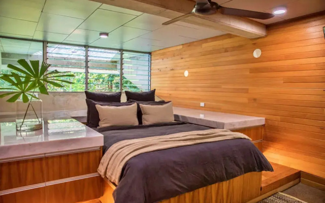 Alkira Award Winning Luxury Holiday Home