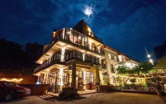 Wuyou Tongjin Mountain Inn