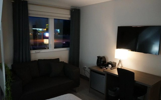 Amber Hotel