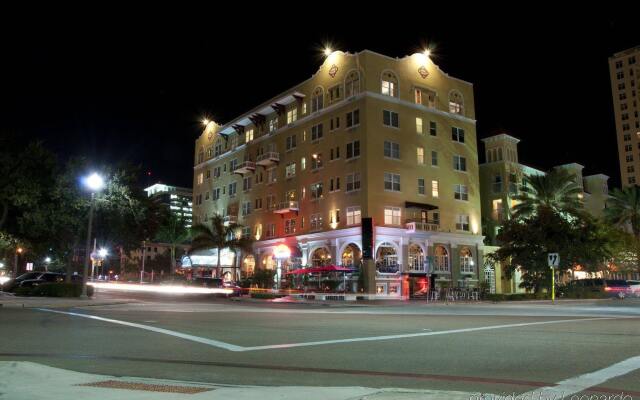 Ponce De Leon Hotel