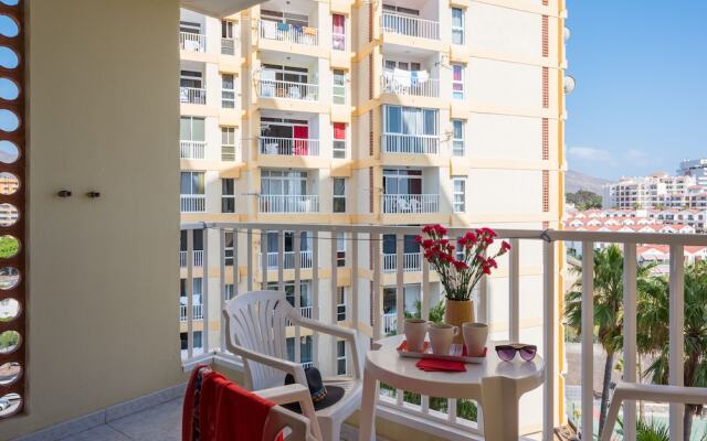 Y5G. Modern and Super Central Apartment in Playa Las Américas