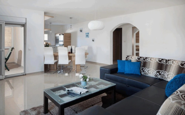 Apartments Vista