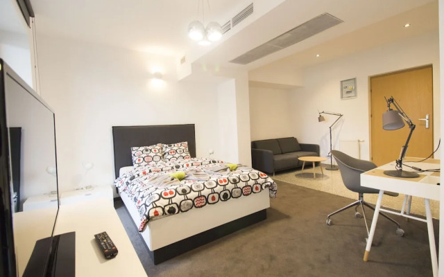 Lucky Apartments  Wita Stwosza 15
