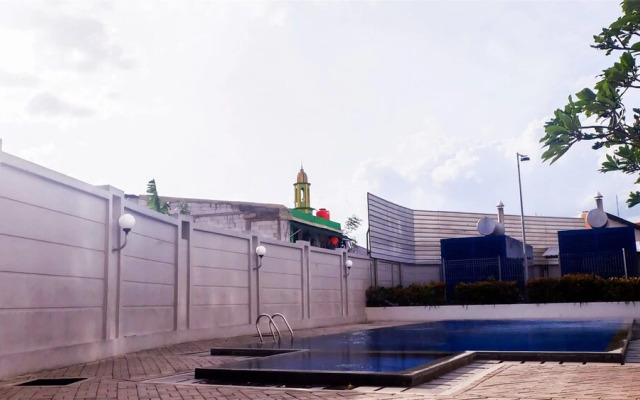 Best View Studio Apartment Tifolia near Kelapa Gading