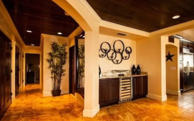 Gulfside Luxury Condo