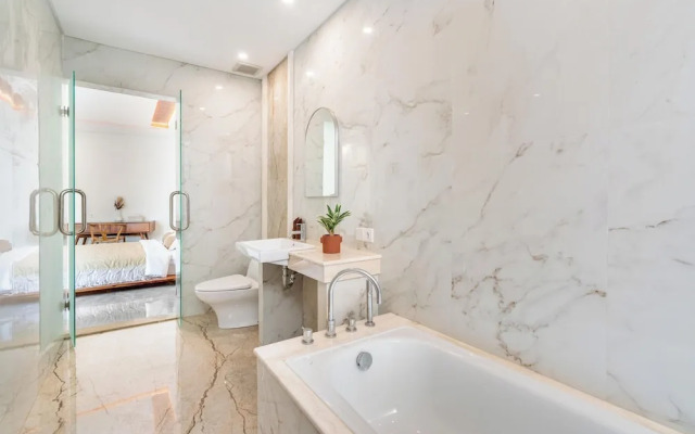 Private Pool Villa Arsy by Orivista