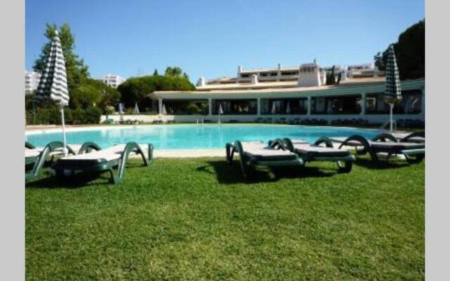 Apartamento T1 - Praia Senhora da Rocha