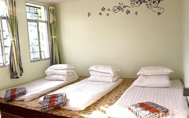 Deng Ba Lugu Lake Youth Hostel