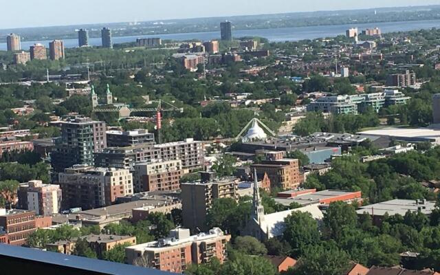 Luxury home in downtown Montreal