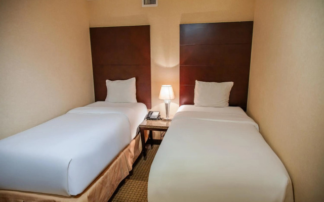 iHOTEL & Conference Center Red Deer