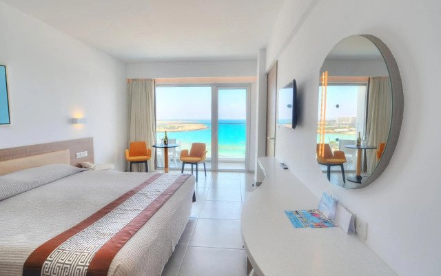 Vassos Nissi Plage Hotel & Spa