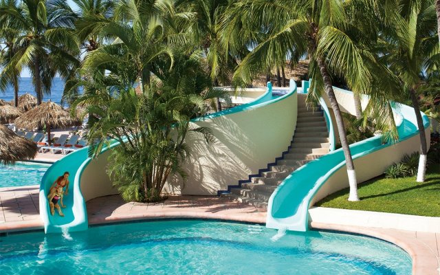 Sunscape Dorado Pacifico Ixtapa Resort & Spa - All Inclusive