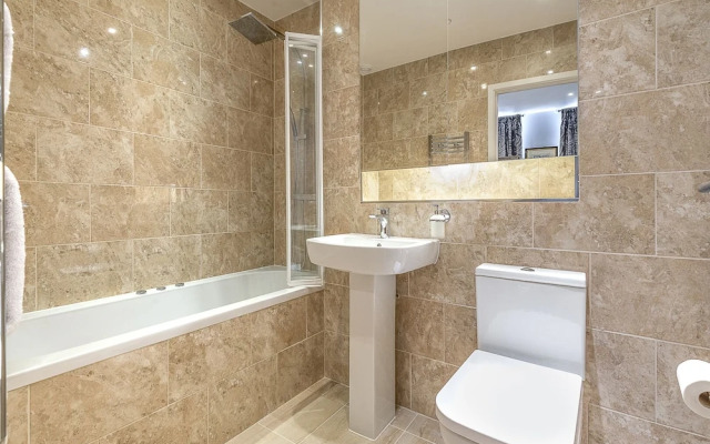 On a West London Avenue