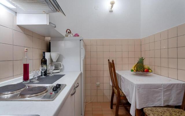 Guest house "Litus"