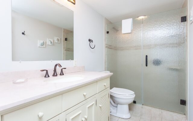 Island South Condominiums