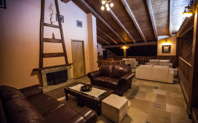 Vitina House