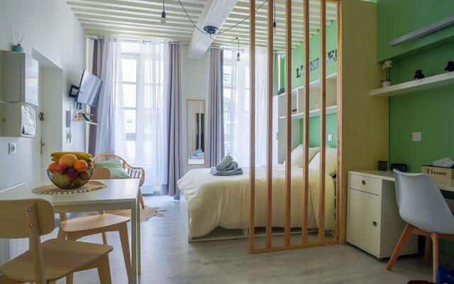 L'HélleNid : Studio CONFORT Riom Centre