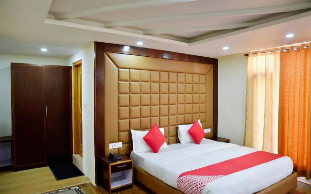 OYO 10372 Hotel Whistling Winds