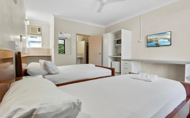 Hotel Tropiq