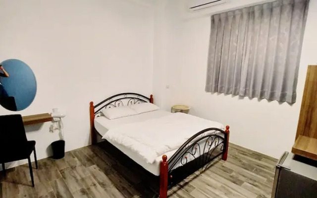 Sea and Meow B&B
