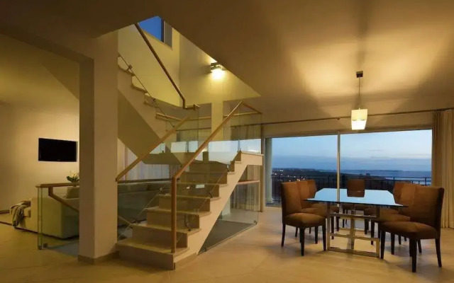 Praia D'el Rey Residences