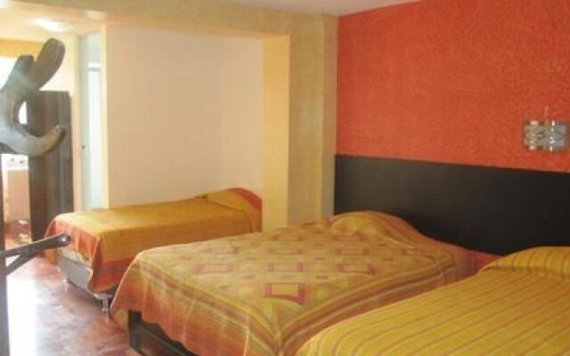 Hostal Karamolle
