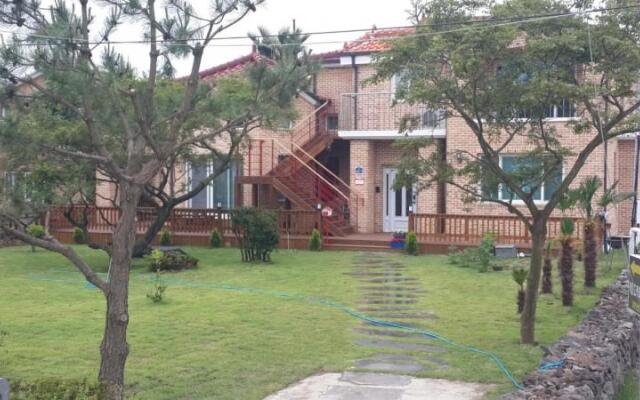 Jeju unshared House Olle Pension